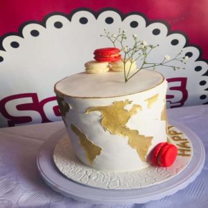 sconesandall-map-of-the-world-cake